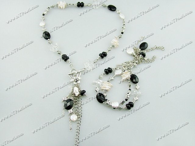 pearl white crystal black agate set