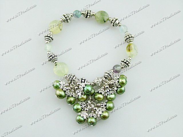 Green garnet pearl bracelet