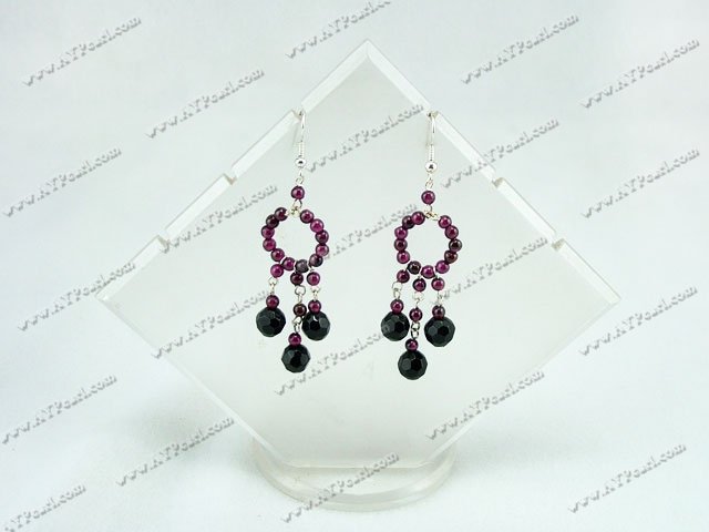 Boucles d'oreilles grenat