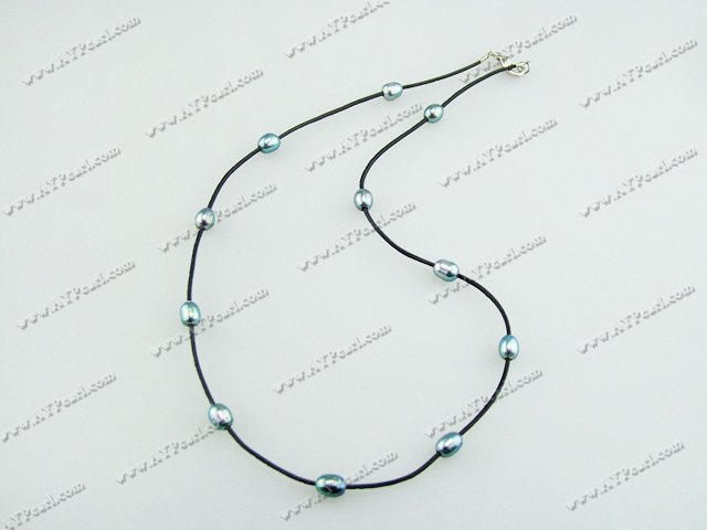 pearl necklace