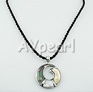 Wholesale Jewelry-There-color shell pendent