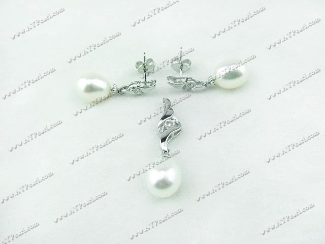 925 sterling silver pearl set