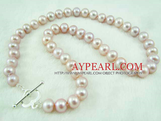AA pearl necklace