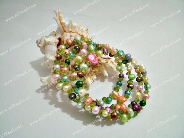 Coloured Pearl Bracelet