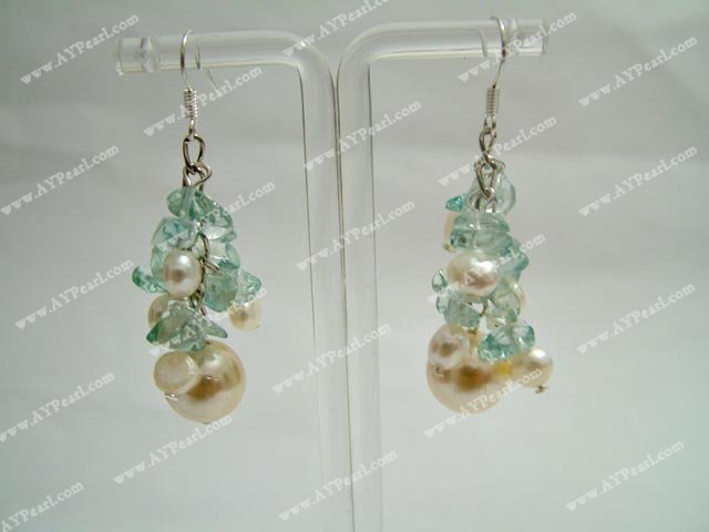 Crystal Pearl Earring