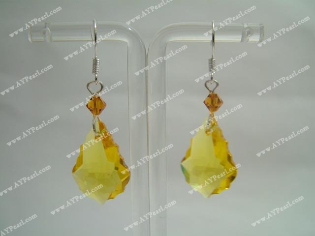 boucle d'oreille de cristal