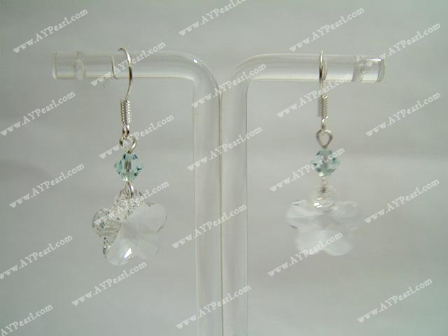 boucle d'oreille de cristal