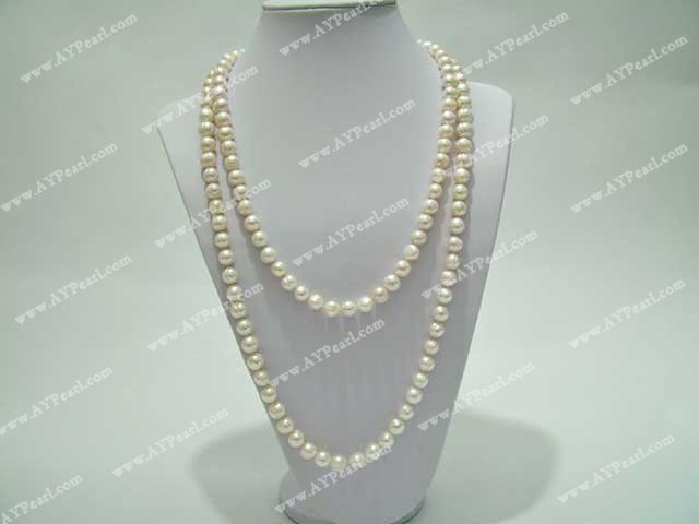 pearl neckalce