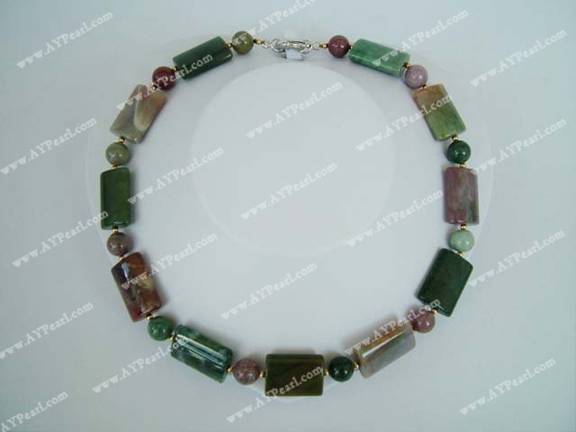 collier agate