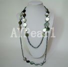 perle collier de coquillages à lèvres noires