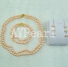 Wholesale pearl set