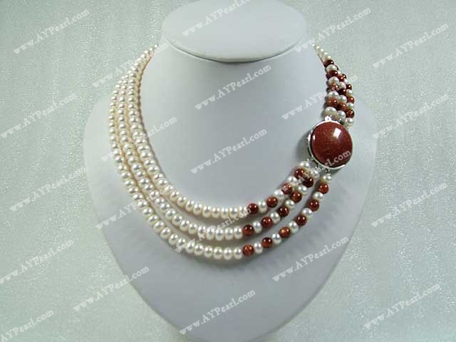 gem pearl necklace
