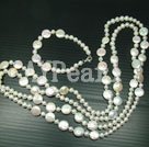 pearl necklace/bracelet