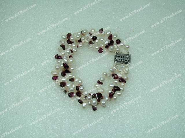 pearl garnet bracelet