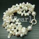 pearl bracelet