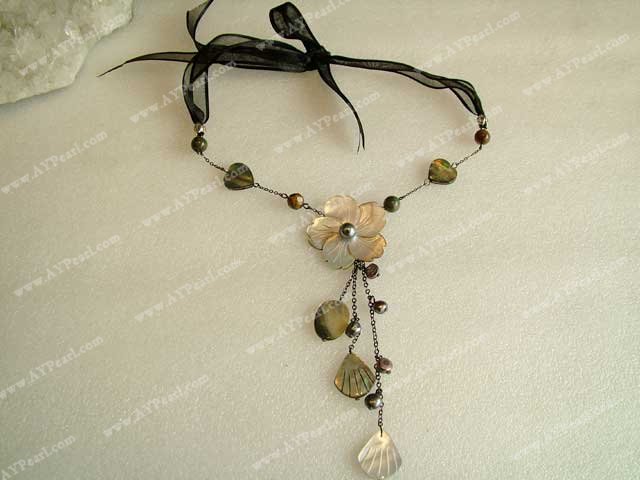 Collier nacre