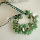 Collier de perles de jade