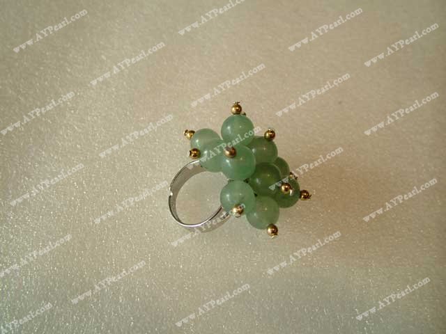 Aventurin jade finger ring