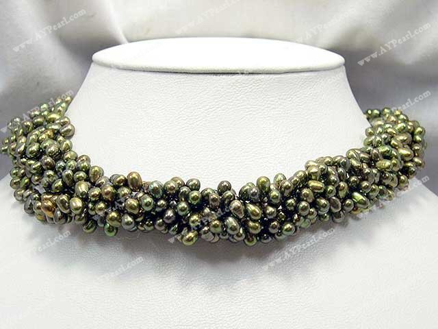 pearl necklace