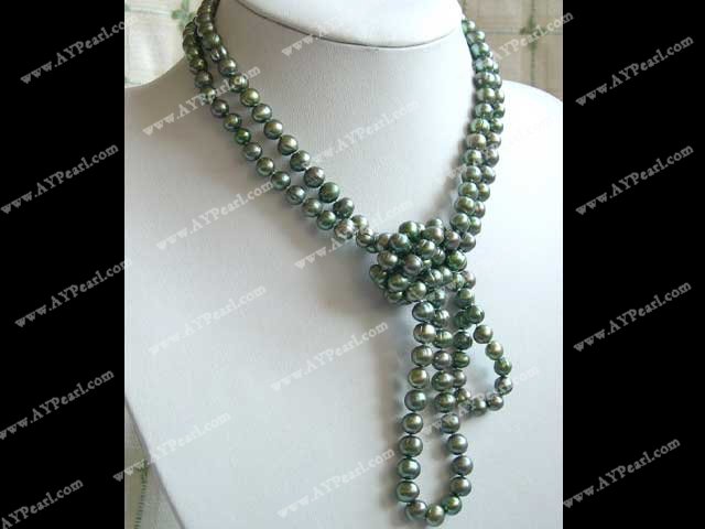 pearl necklace