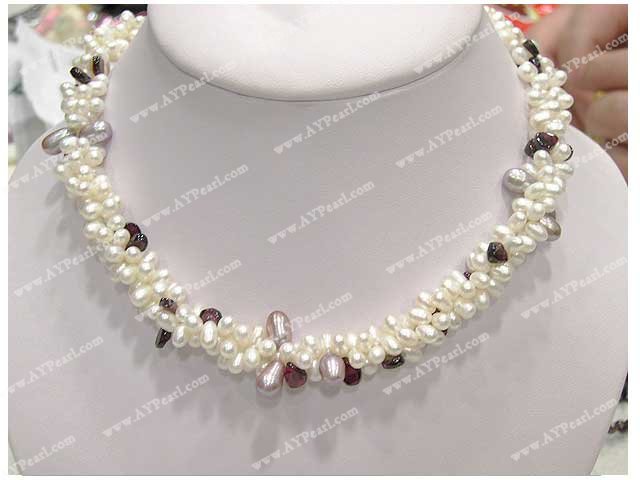 pearl necklace