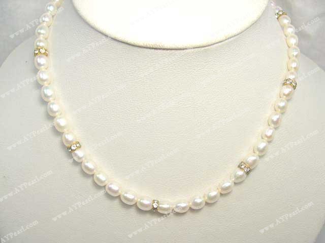 pearl necklace