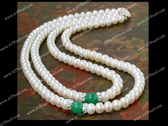 pearl necklace