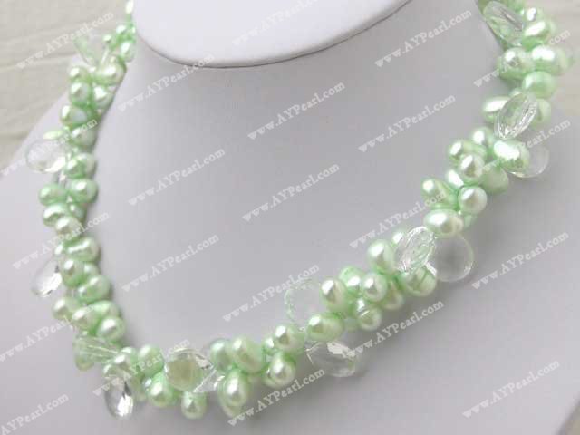 pearl crystal necklace