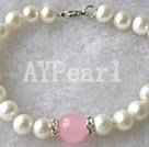 pearl bracelet