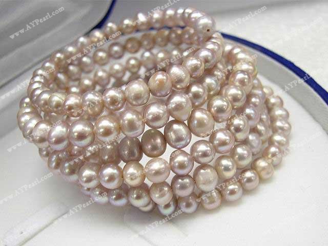 pearl bracelet