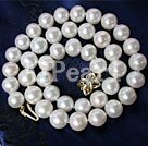 A-grade white pearl necklace
