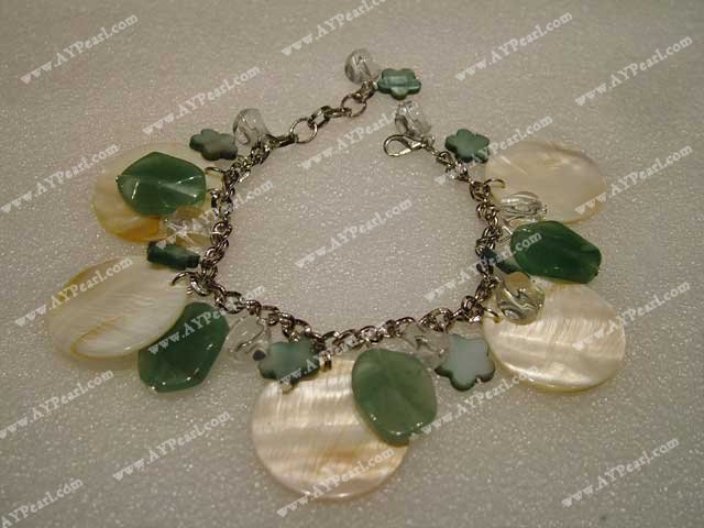 shell bracelet