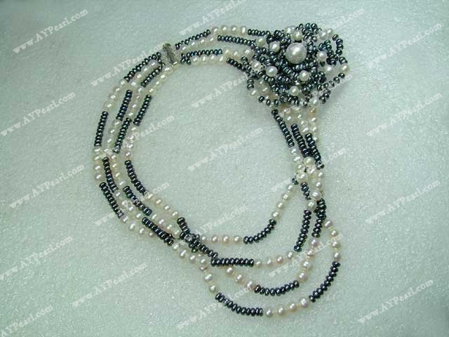 Black white pearl necklace