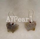 buttfly-shaped agate earring