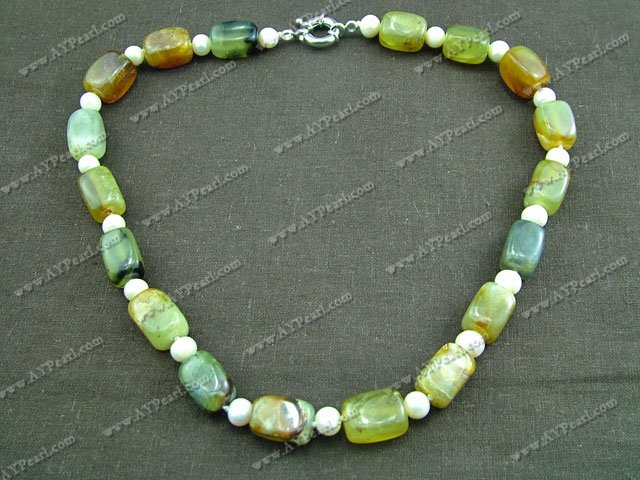 new jade pearl neckalce