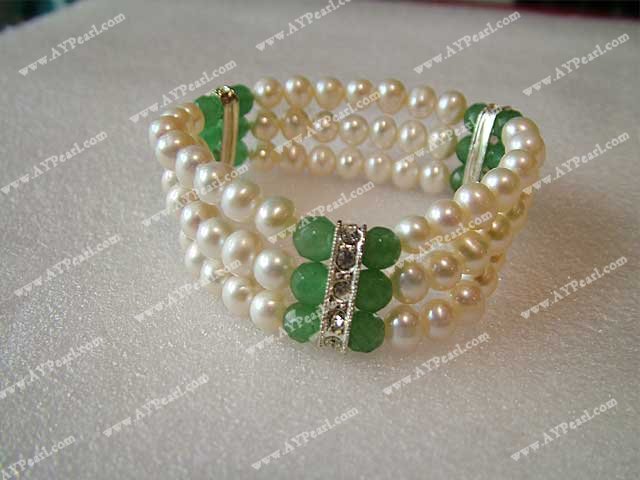 pearl aventurine bracelet