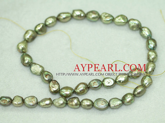 Freshwater pearl beads, dyed green, 8-9mm baroque. Sold per 15-inch strand.