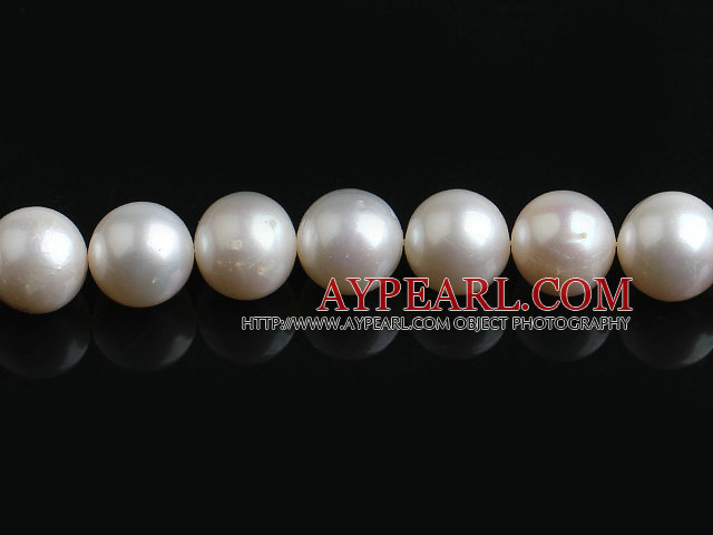 Pearl Beads, Black, 11-12mm natural, Sold per 15.7-inch strand