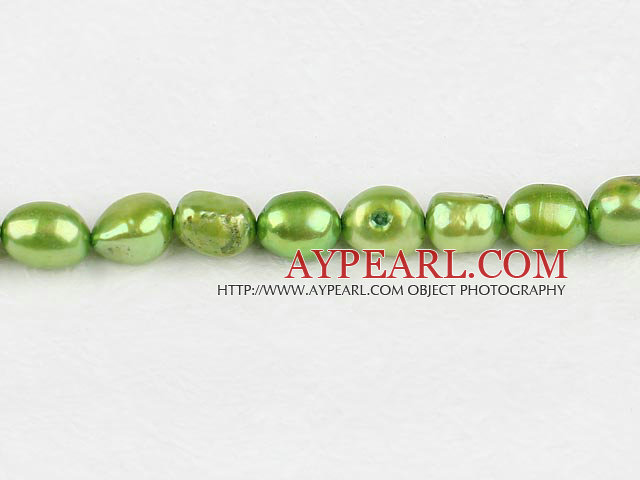 Pearl Beads, Grass Green, 8-9mm dyed baroque, Sold per 14.8-inch strand