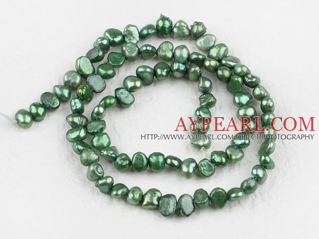 Pearl Beads, Grass Green, 3-4mm dyed, potato shape, Sold per 14.2-inch strand