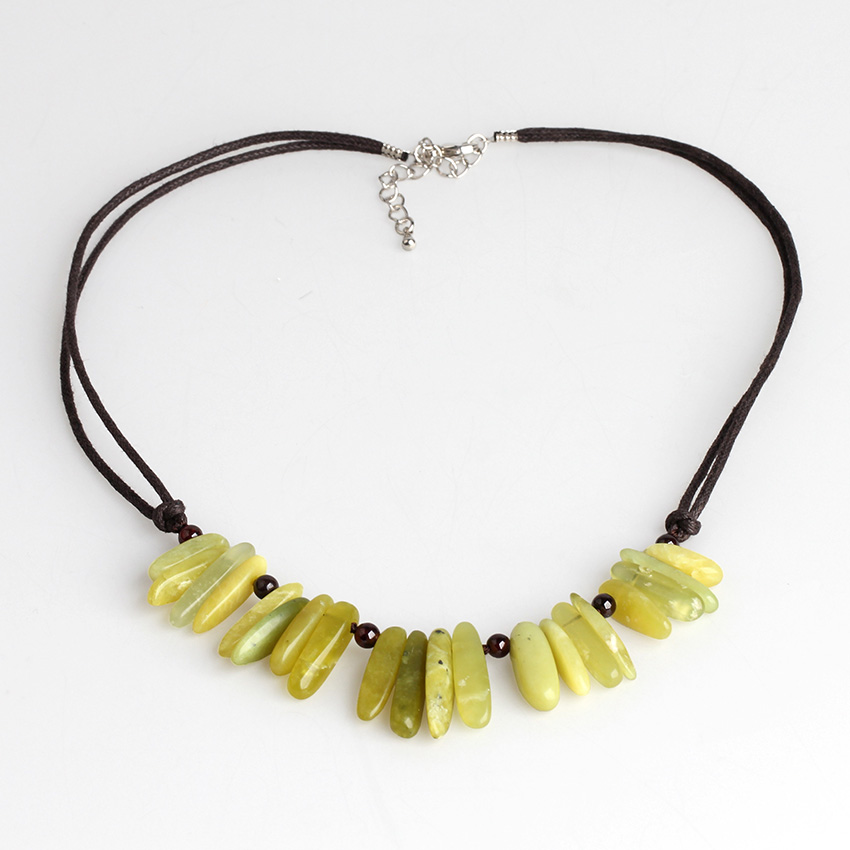 Olivine handmade fashionable necklace